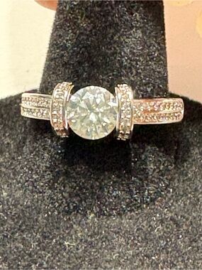 Sterling Silver Round Moissanite Ring - White